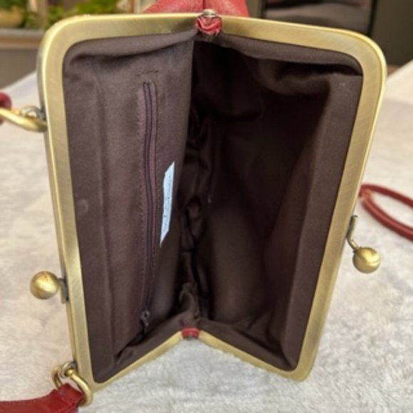 Taschenkinder Kiss Lock & Removable Strap Handbag - Picture 8 of 11